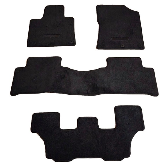 Kia Other Kia Sorento 4 Piece Oem Black Carpeted Floor Mat Set